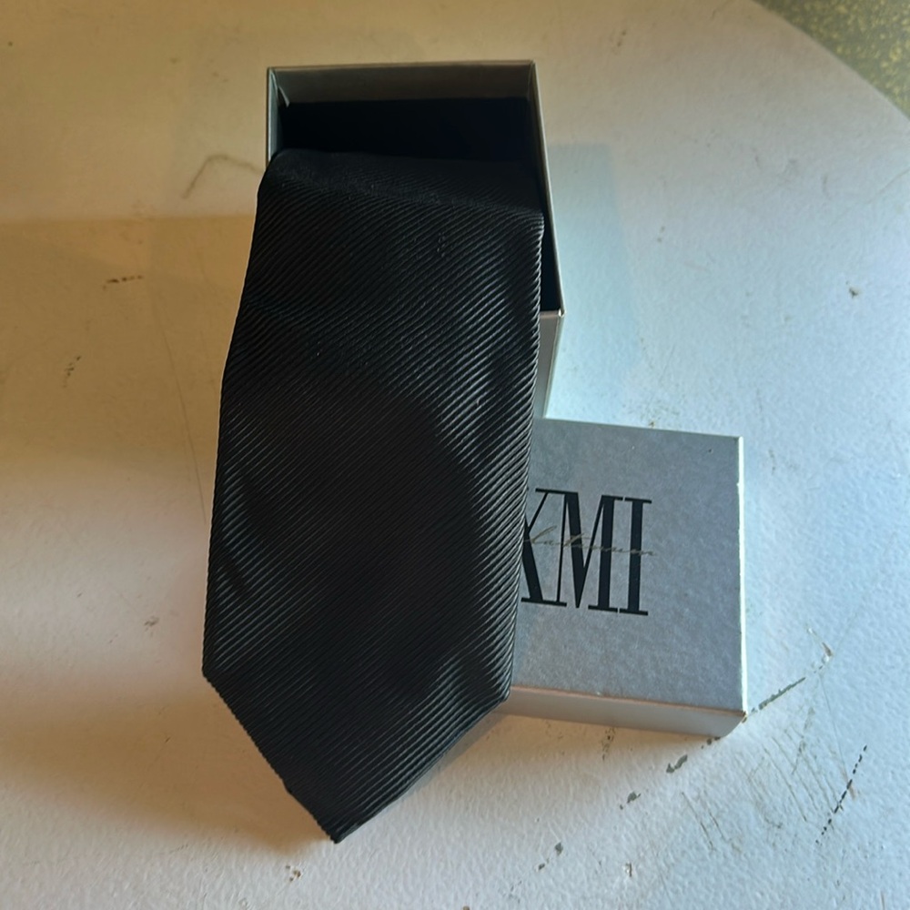 XMI Platium Tie